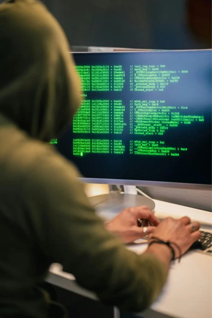 Swiftly Detects and Tackles Adversaries Across your Entire Network