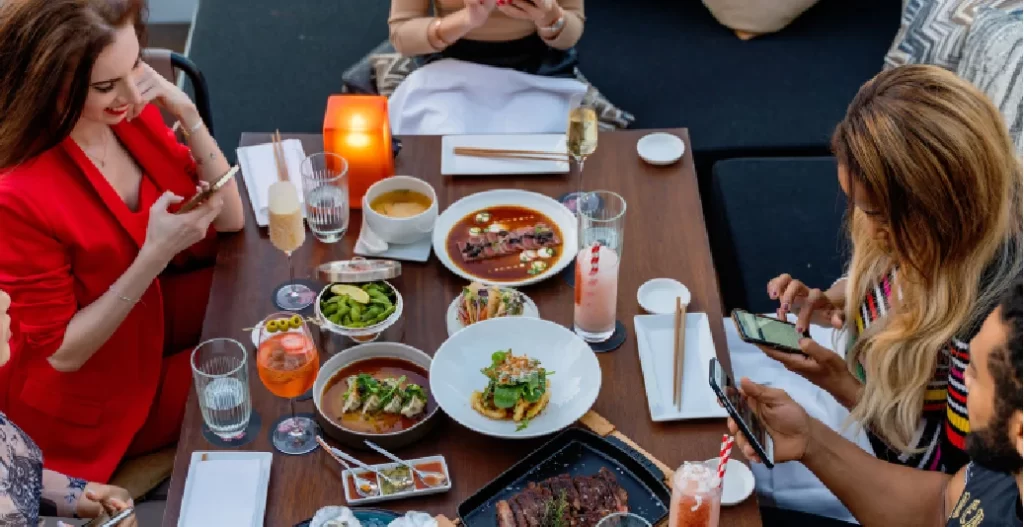 Social Media Marketing For Restaurants [Proven Methods]